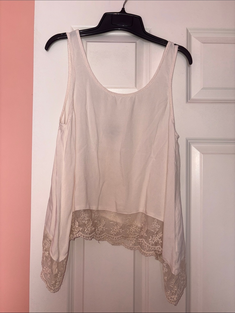 American Eagle Outfitters Pale Pink Lace-Hem Camisole